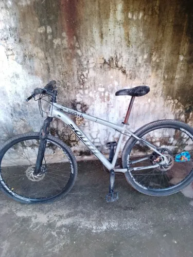 Bicicleta aro 29 SOUTH troca a catraca