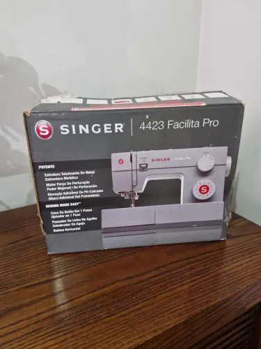 Singer facilita 4423 127v 