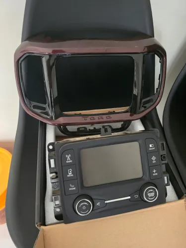 Central multimídia original da Fiat Toro (2016 a 2019)