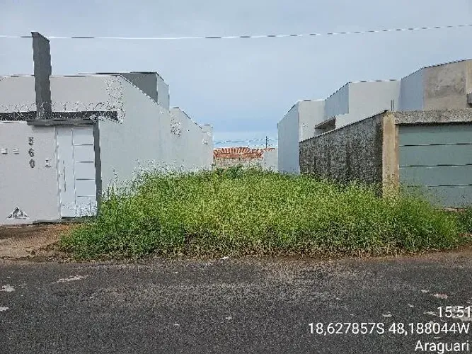Oportunidade facilitada Terreno no Joquei Clube, Araguari - MG, N. SN LT 08 QD AA, 140m²