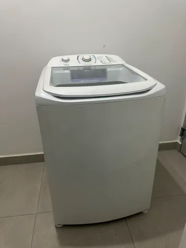 Máquina de lavar 16 kg Electrolux