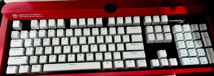 Teclado Gamer HyperX Alloy FPS RGB (Kailh Speed Switches) - Teclas Pudding Novas.