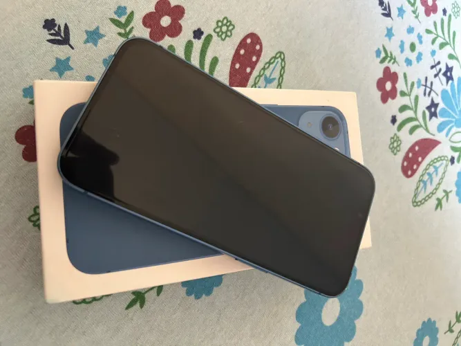 Vende- se iPhone 13