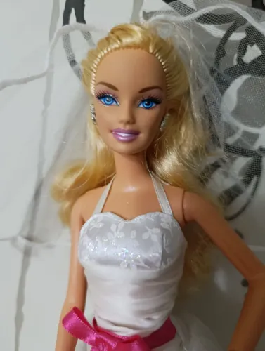 Barbie noiva