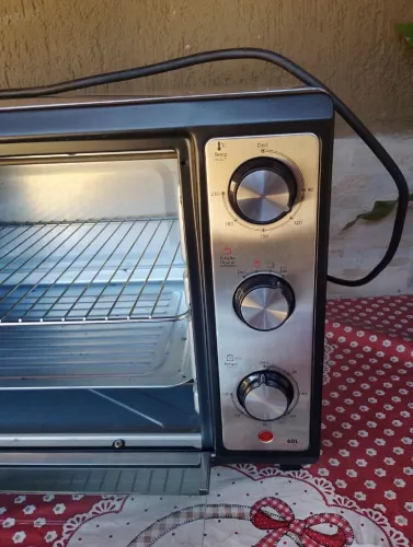 Vende se forno