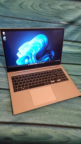 Notebook Samsung Book E40 i3 10th 8GB 128G Win11 15 FHD IPS