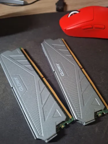 Memória glowy 3200mhz ddr4 (8gb)