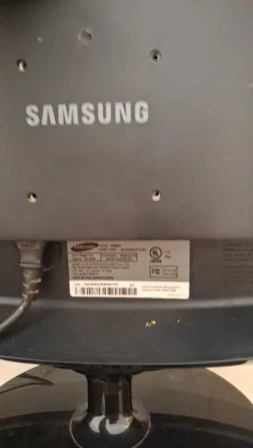 Monitor AOC 19 POL