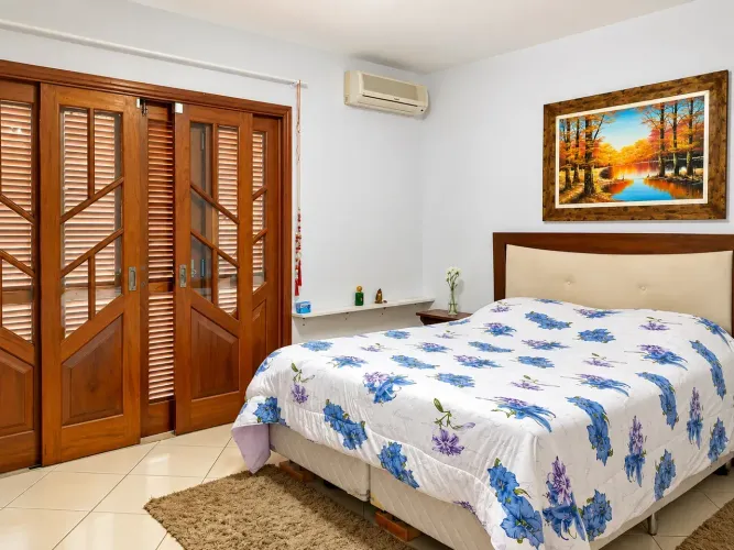 Imóvel para venda tem 405 metros quadrados com 4 quartos em Campeche - Florianópolis - SC
