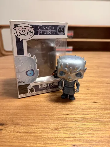 Funko pop Rei da noite 44