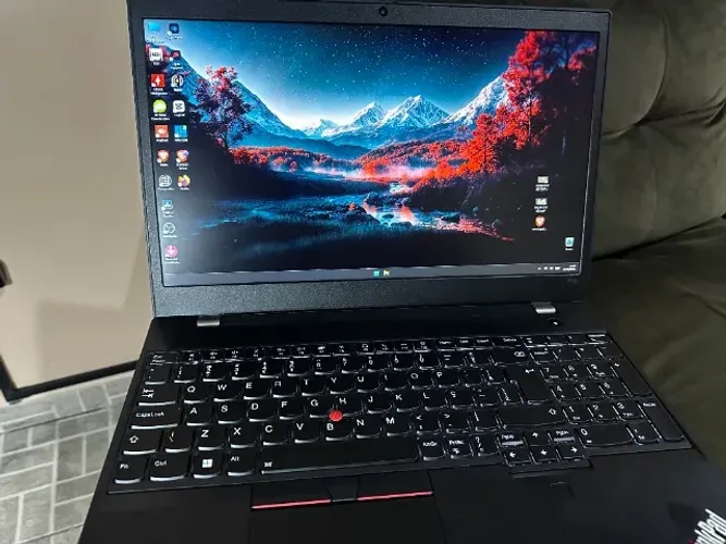 Notebook Workstation ThinkPad P15v Gen 3 - i7 12a Geração, RTX A2000 QUADRO, 16GB DDR5