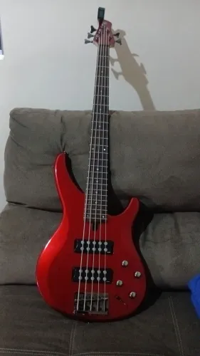 Vendo Baixo trbx305 yamaha