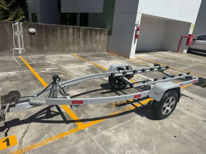 Carroça rodoviária jet ski toda de ALUMÍNIO