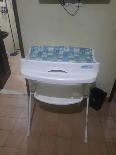 Banheira + trocador burigatto / Cadeirinha (desconto para comprar os 2)