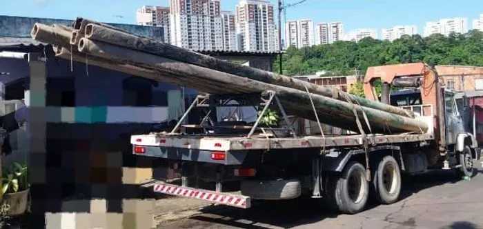 VENDE SE POSTE DE FIBRA