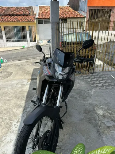 Vendo Sahara 25/26 em ótimo estado de conservação!!