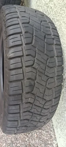 4 Pneus Seminovos - Marca Wemic - 205/60R16 -
