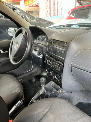 SUCATA FIAT SIENA 2010 1.0 PARA RETIRADA DE PEÇAS