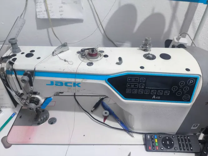 Máquina jack a4b