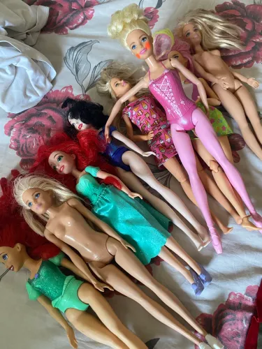 Lote bonecas Barbie e princesa Ariel 
