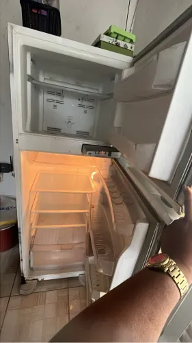 Geladeira Brastemp 370 litros