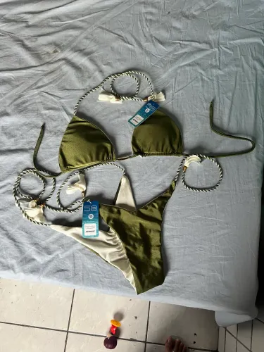 Biquíni dupla face novo