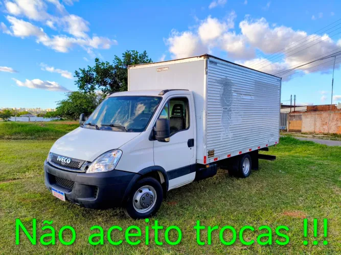 Iveco daily 55c16 ano 2010 