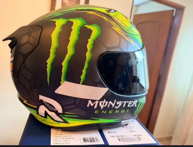 Capacete HJC RPHA 11
