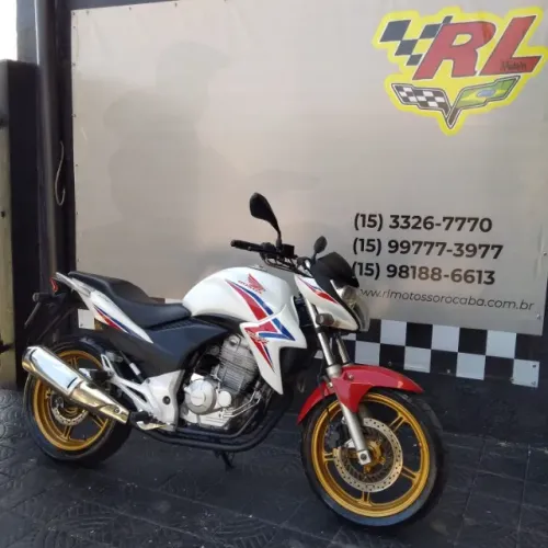 CB 300R 2015