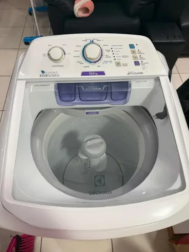 Máquina de lavar roupa Jet& clear Eletrolux 10,5kg