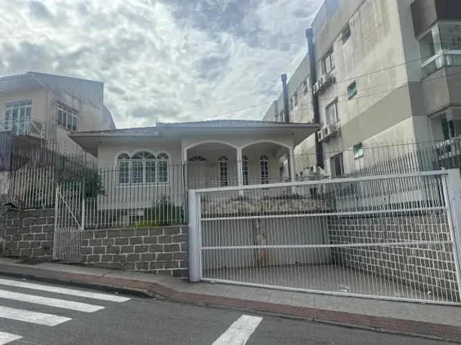 Casa 5 quartos em Barreiros, São José