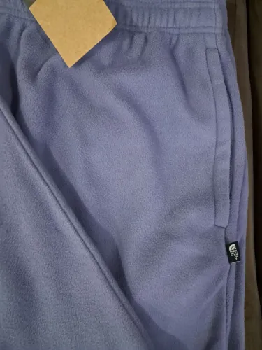 Calça The North Face fleece.   -    3G