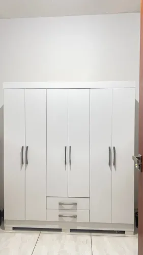 GUARDA ROUPAS SOLTEIRO ( 2 guarda roupas de solteiro ) $400 cada um !