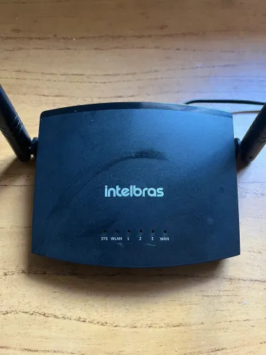 Roteador Intelbras em excelente estado