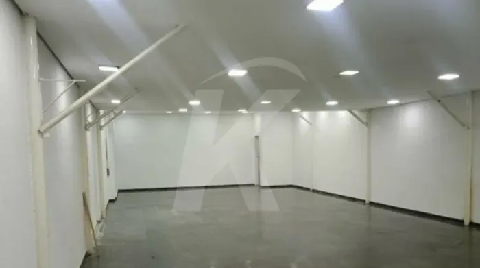 Salão comercial no Tucuruvi, 109 m², com 01 banheiro