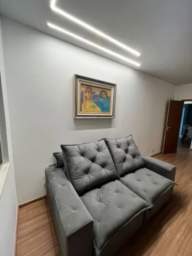 SOFÁ RETRÁTIL E RECLINÁVEL