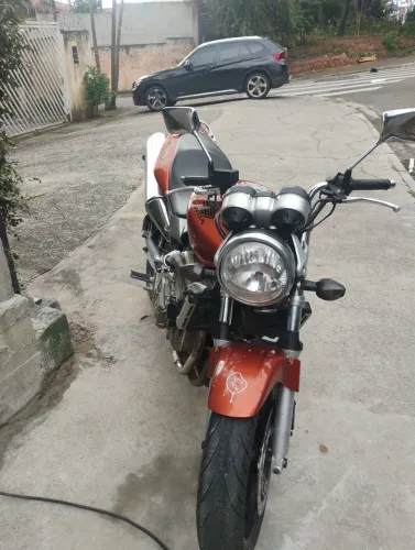 Moto Hornet 2007