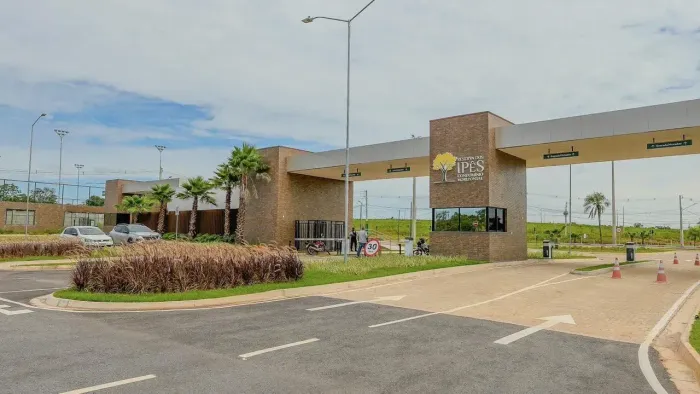 Imóvel para venda tem 252 metros quadrados em Ribeirão do Lipa - Cuiabá - MT