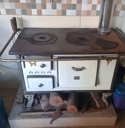 Fogão a lenha Petrycoski
