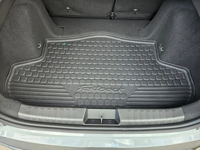 Tapete Bandeja Porta Malas Fastback