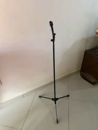 Pedestal para microfone 60,00