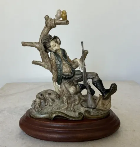 Lindo Bibelô Vintage "O Caçador"