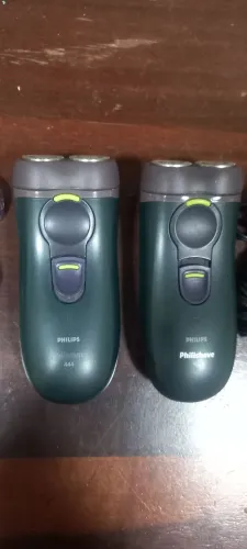 Barbeador Philips funcionando