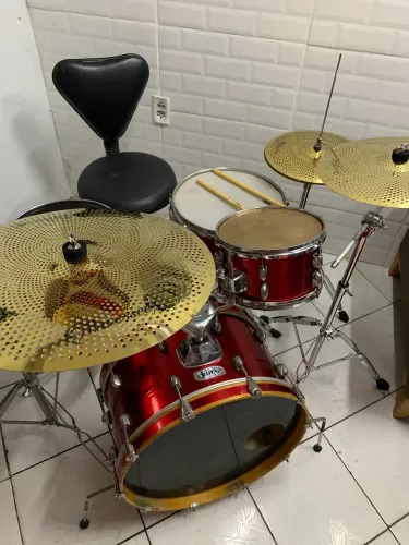 Bateria acústica 