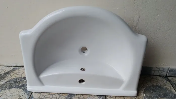Vendo pia colonial de luxo