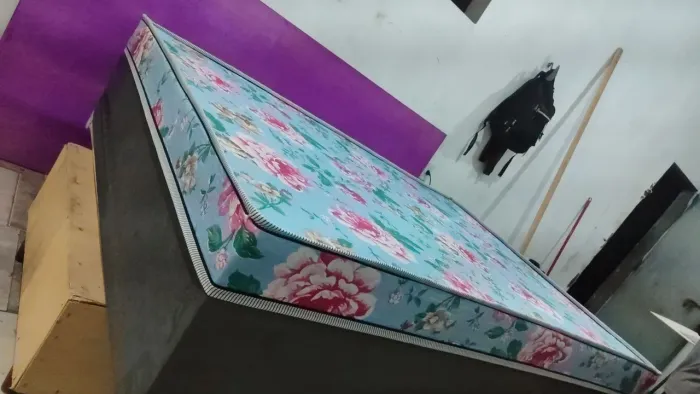 Cama box casal espuma 