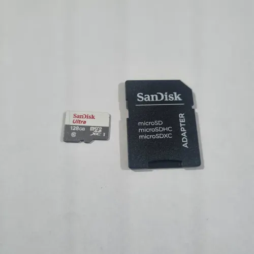 Cartão micro sd Sandisk 128 GB + Adaptador