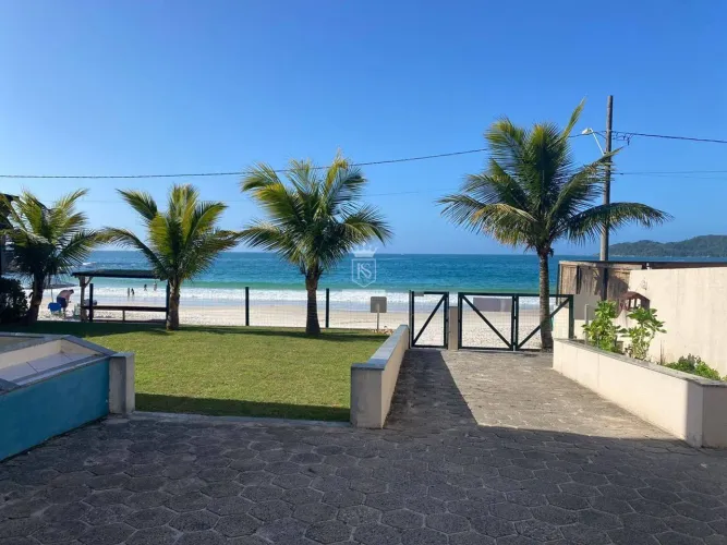 APARTAMENTO BEIRA MAR EM BOMBINHAS PARA 4 PESSOAS ALUGUEL