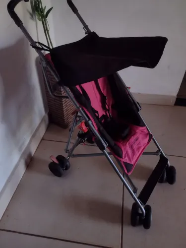 Carrinho de bebê passeio guarda chuvas