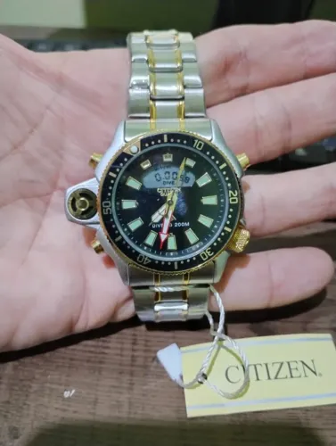 CITIZEN AQUALAND DIVER'S 200M - BICOLOR GOLD - COM ETIQUETA